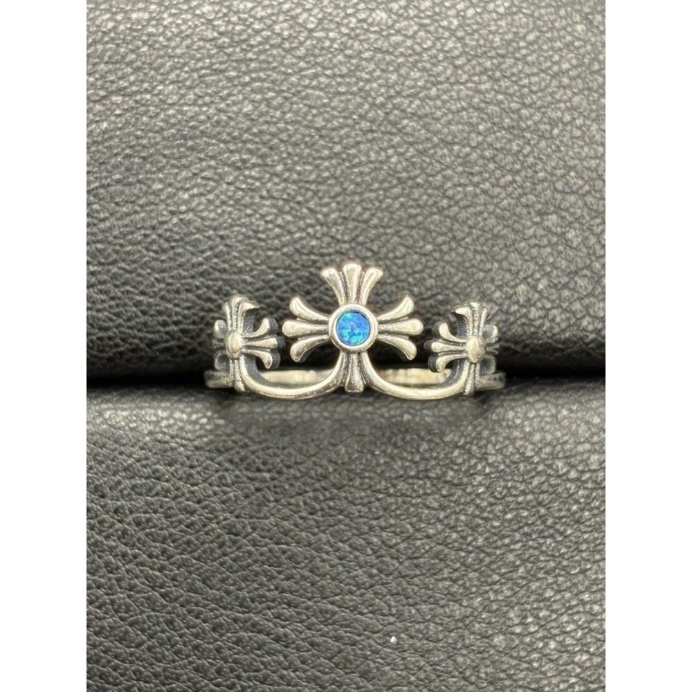 New Condition Sterling Silver Lab Blue Opal Crosses Ring Size 7 H24